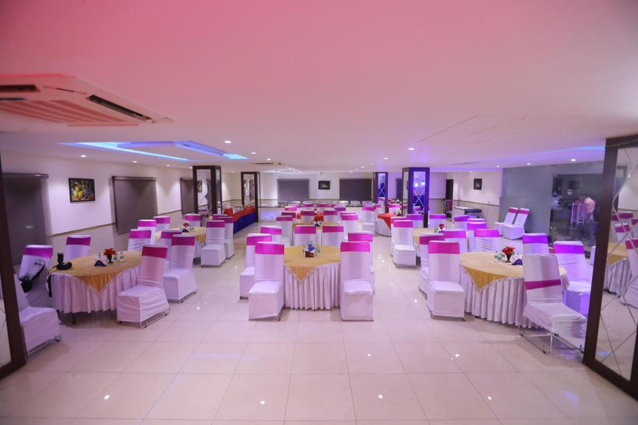 Airport Hotel Bollywood Paradise 新德里 外观 照片